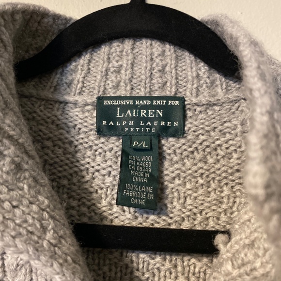 Ralph Lauren, Exclusive HandKnit for Lauren, Petite, 100% Wool Pullover Sweater - Picture 2 of 3